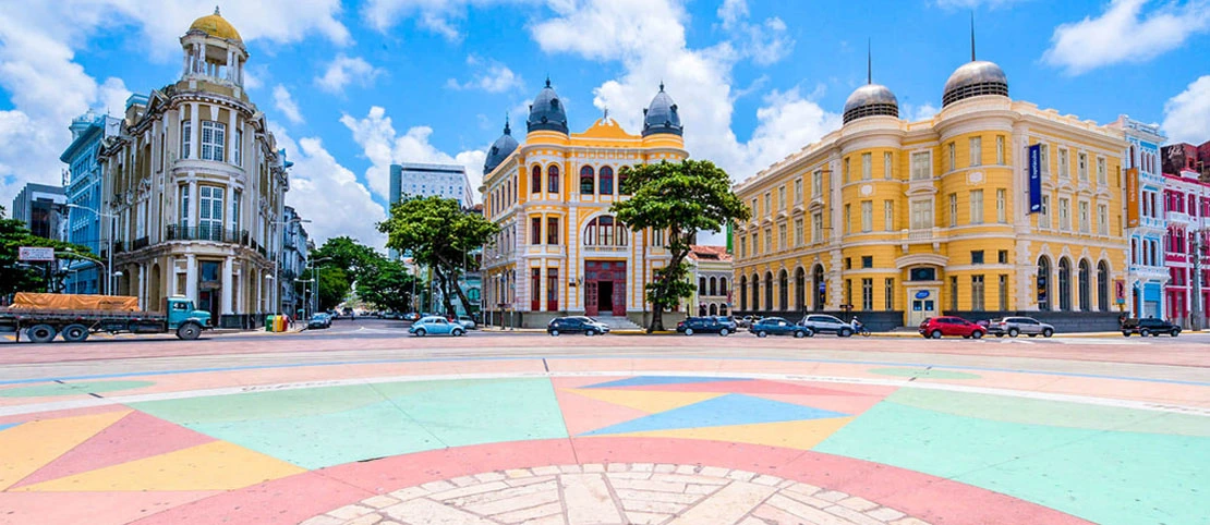História, cultura e os principais pontos turísticos em um passeio de meio dia